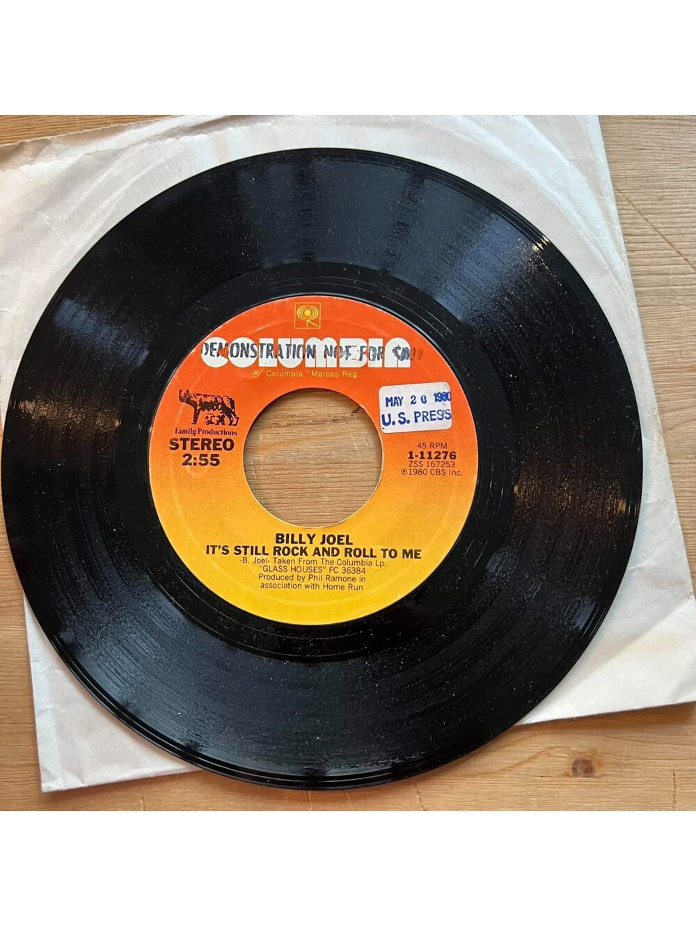 Billy Joel - It's still Rock and Roll to Me/Through the Long Night 45rpm VG+ R20
